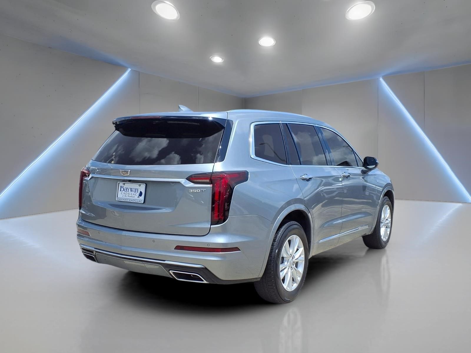 2023 Cadillac XT6 Luxury Silver at Tom Peacock Cadillac