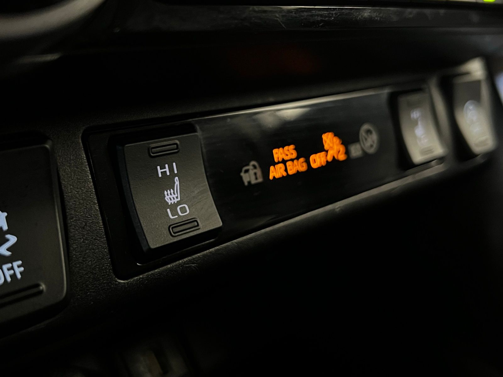 2024 Toyota RAV4 XLE 20