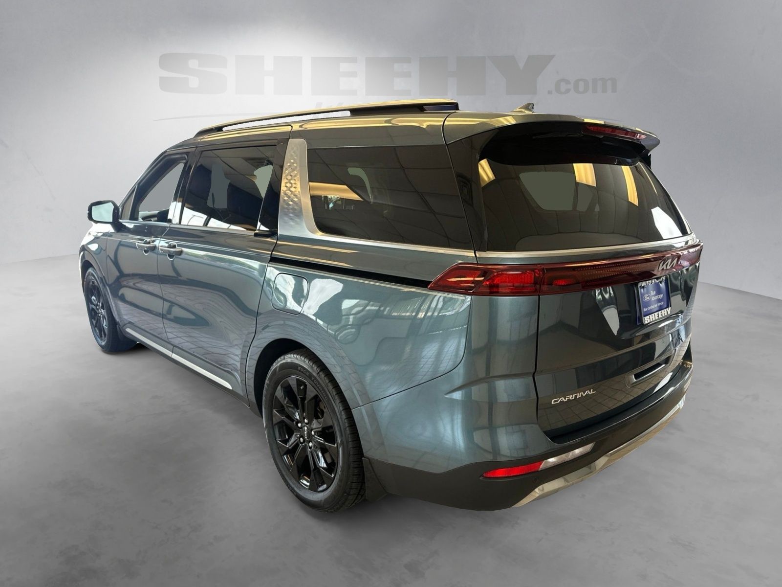 Used 2024 Blue Kia SX image 13