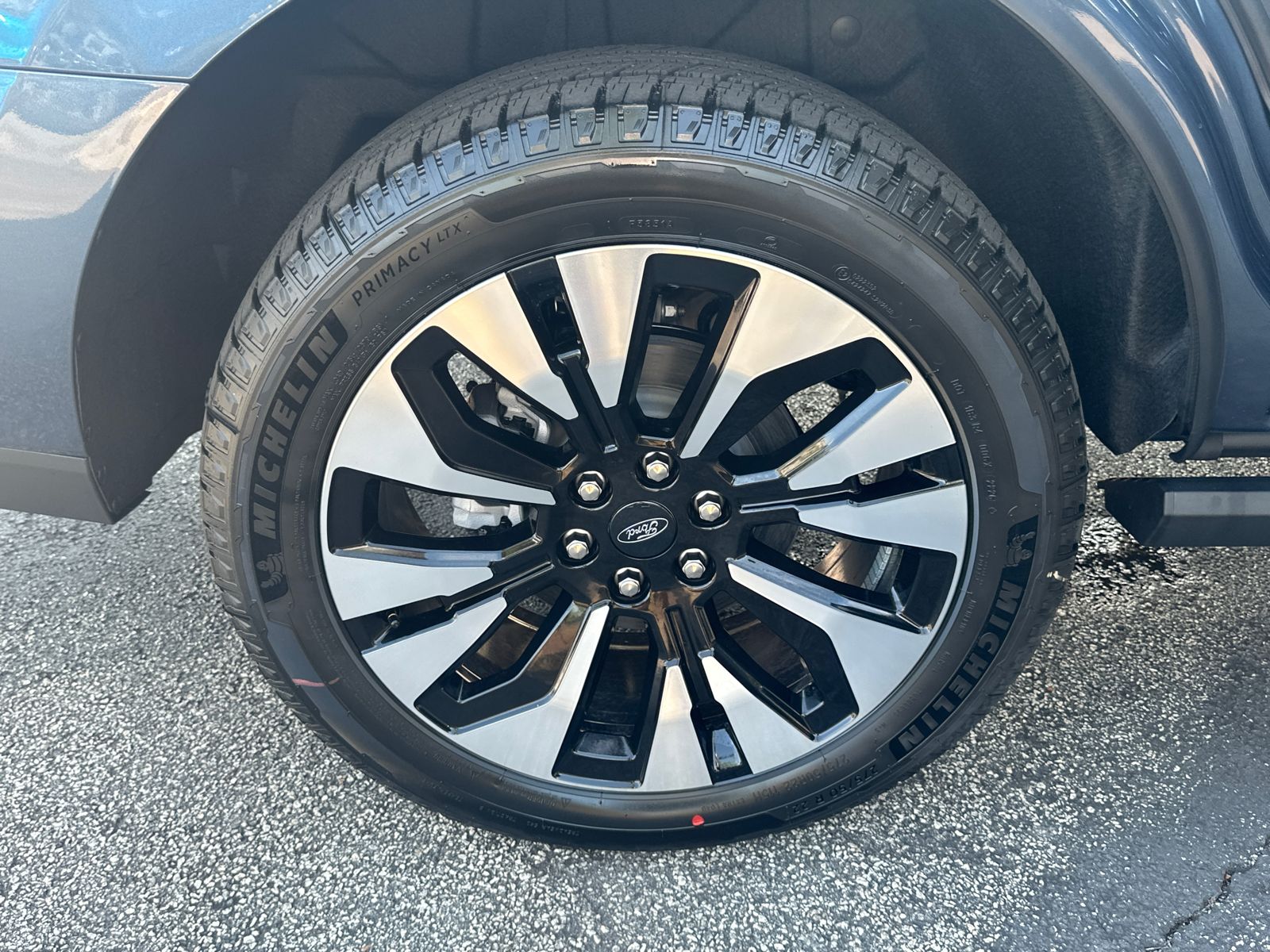 New 2027 Nocturnal Blue Metallic Ford Platinum image 18