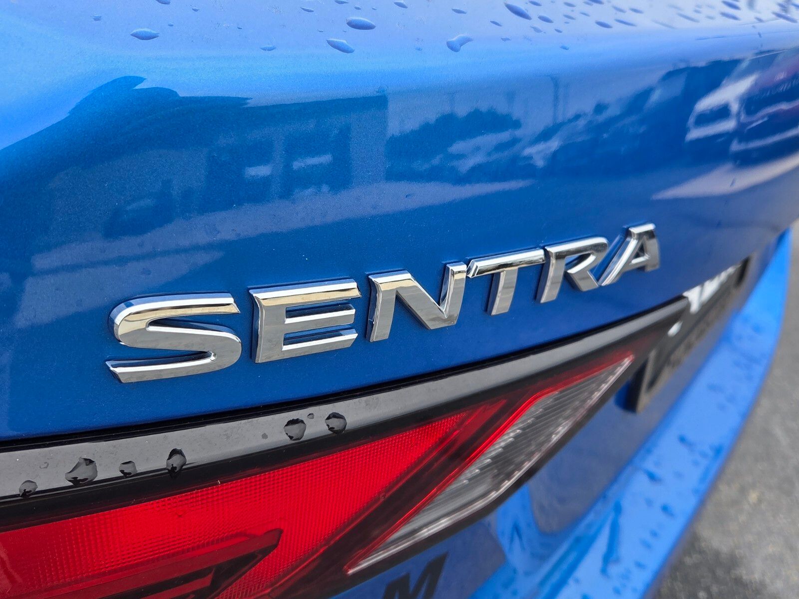 Used 2024 Blue Nissan SV image 11