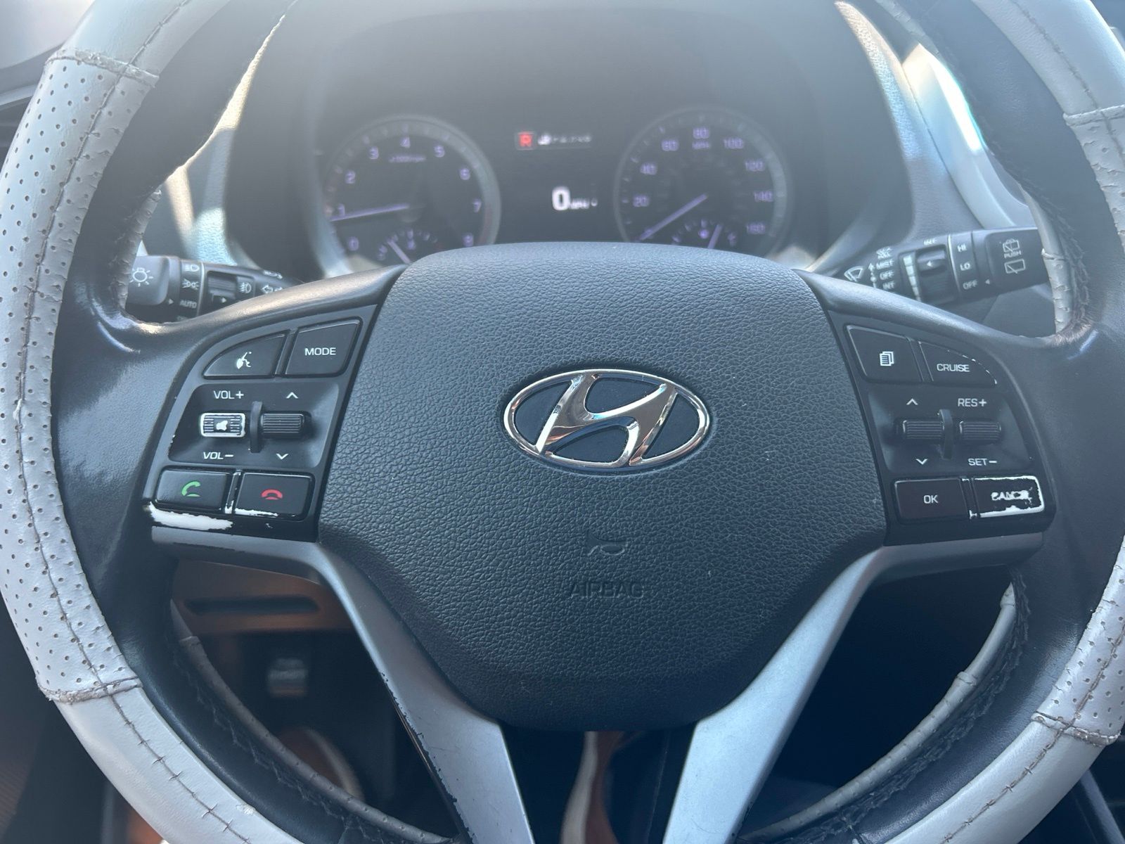 Used 2016 Gray Hyundai Limited image 11