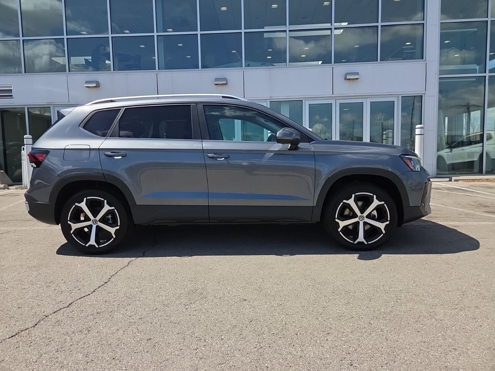 new 2026 Volkswagen Taos car, priced at $35,601