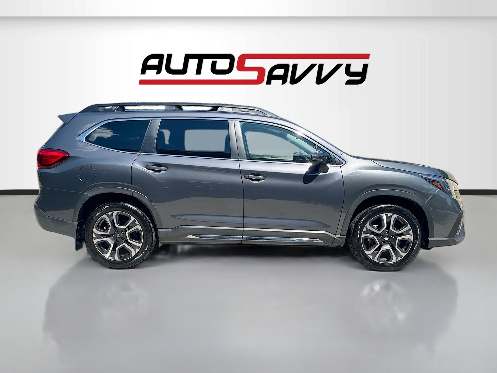 Used 2023 Gray Subaru Limited image 8