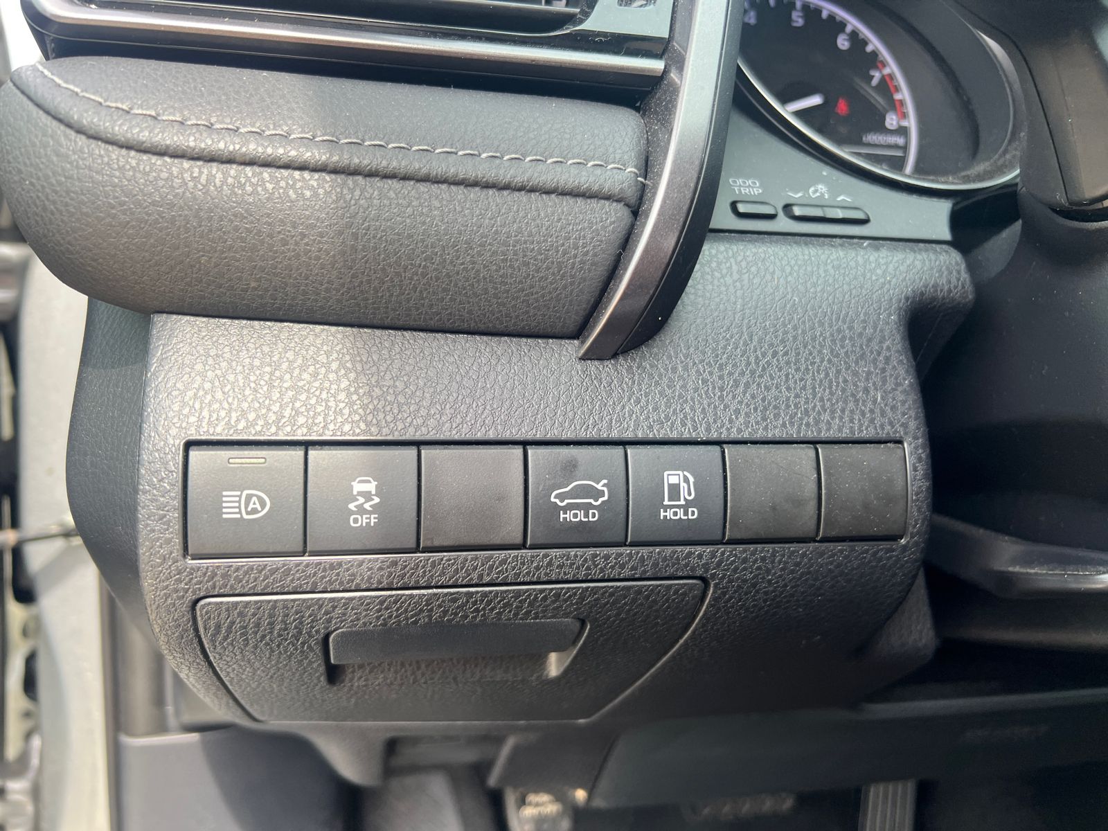 2022 Toyota Camry SE photo 28