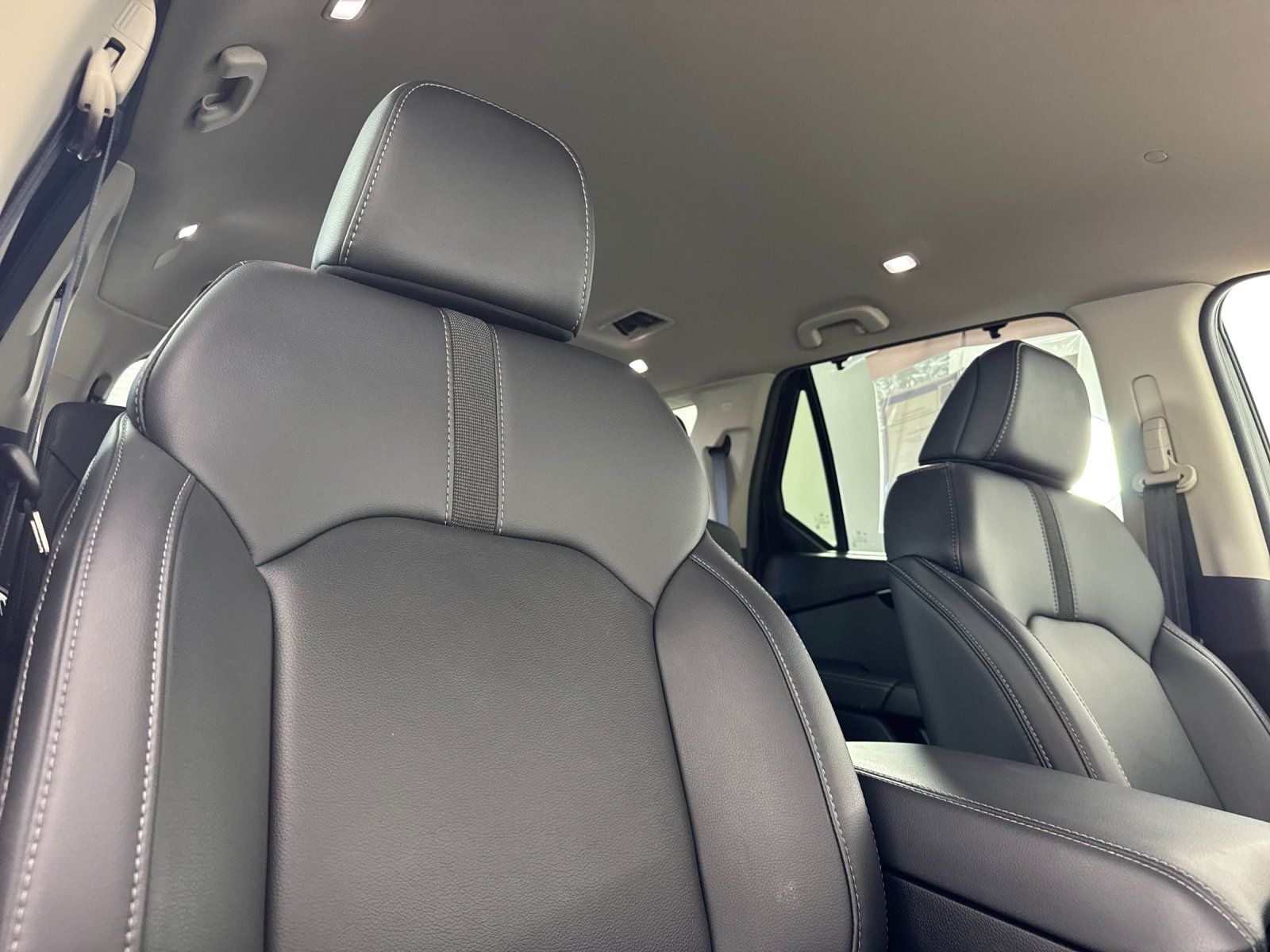 2025 Honda Pilot EX-L — foto completa 18 de 28
