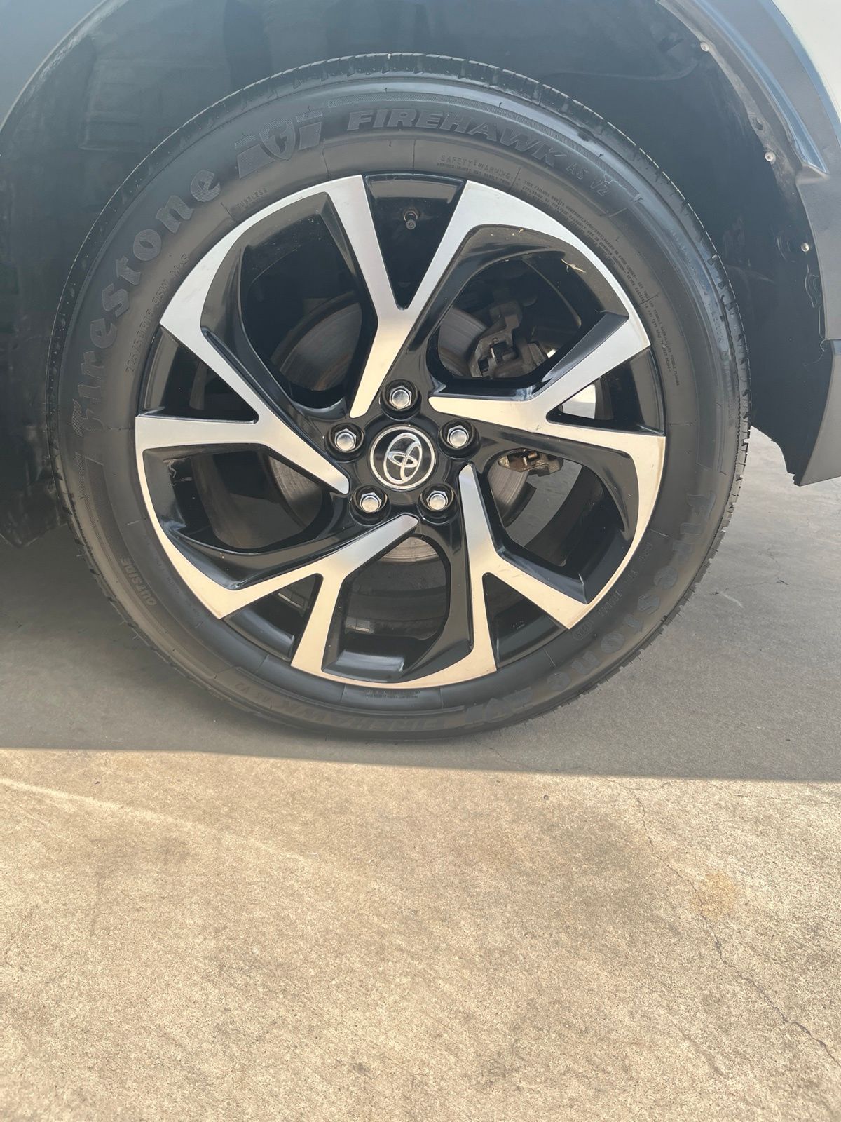 Used Car 2018 Toyota C-hr  Xle For Sale Under $15,000 In Austin, Texas