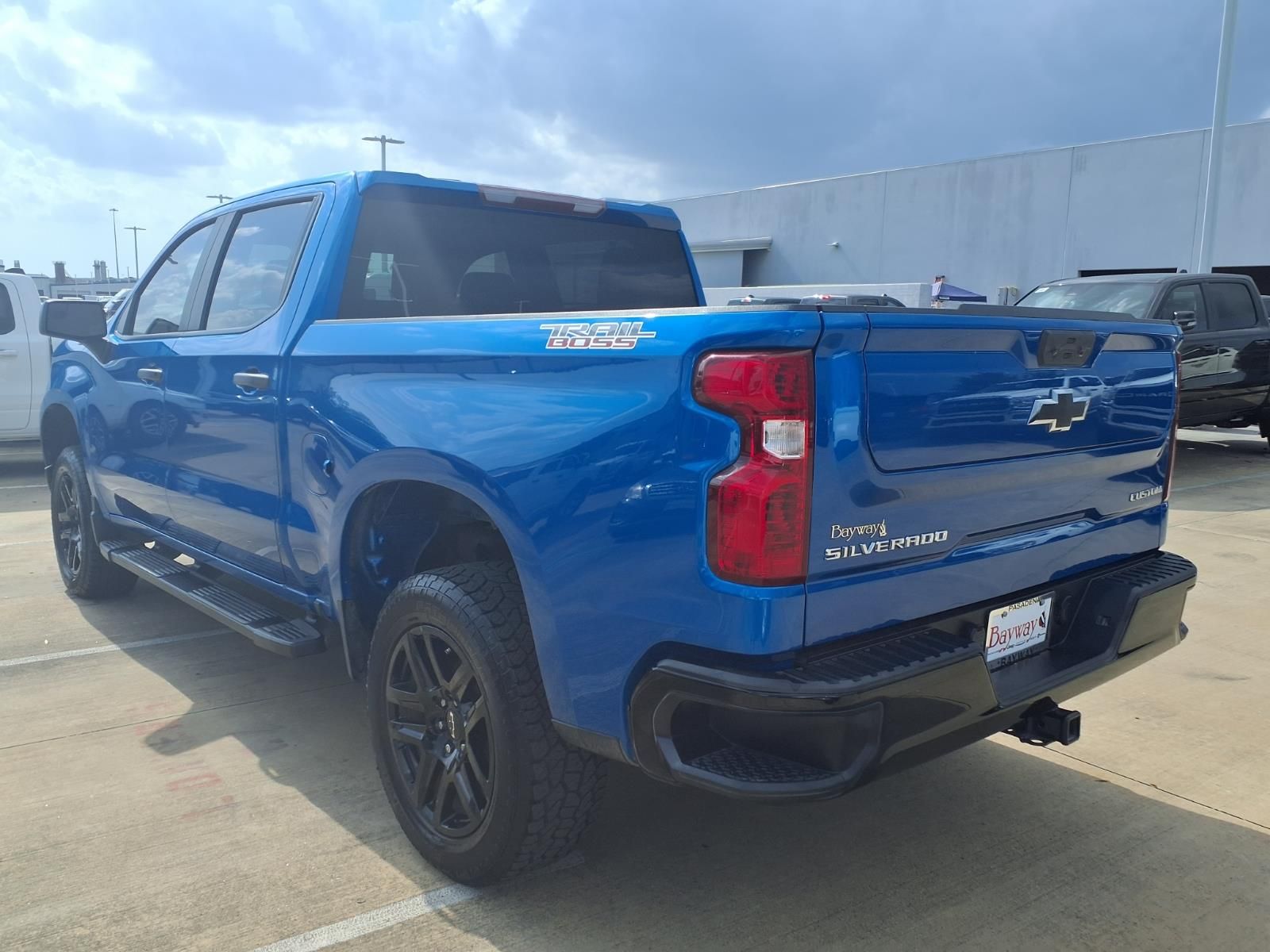 2023 Chevrolet Silverado 1500 Custom Trail Boss - 7