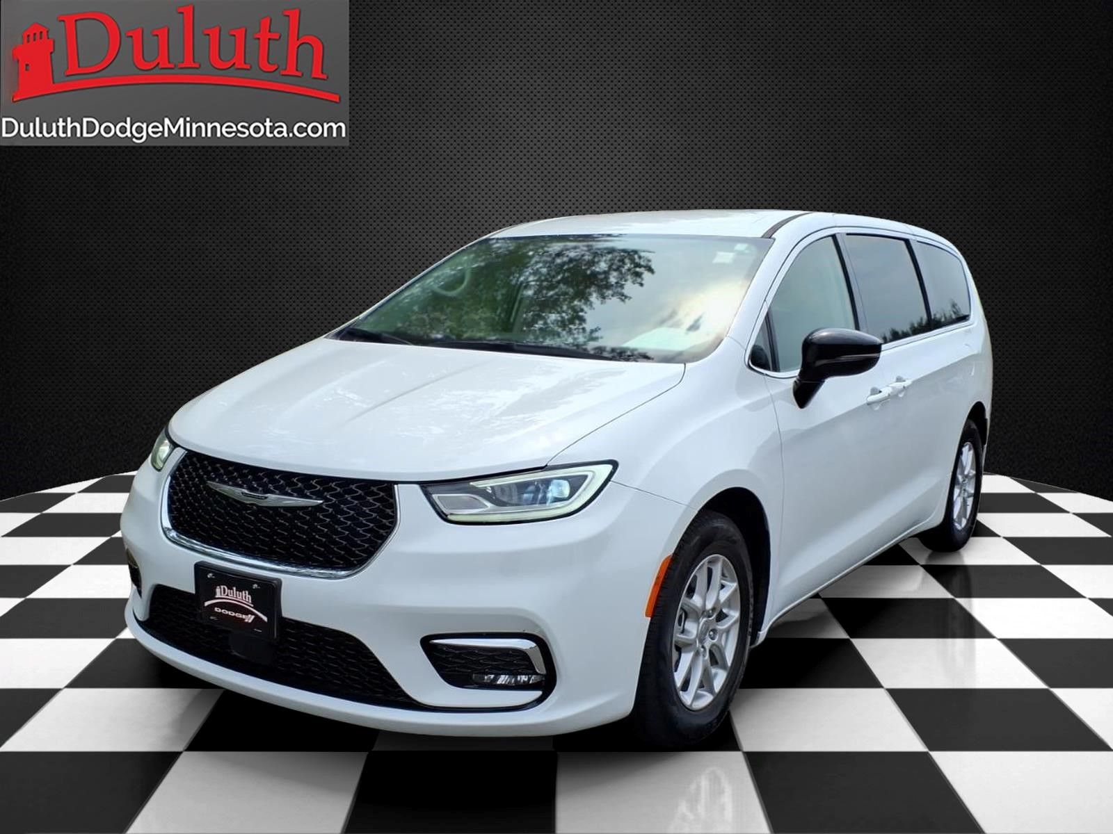  2024 Chrysler Pacifica Touring L FWD   