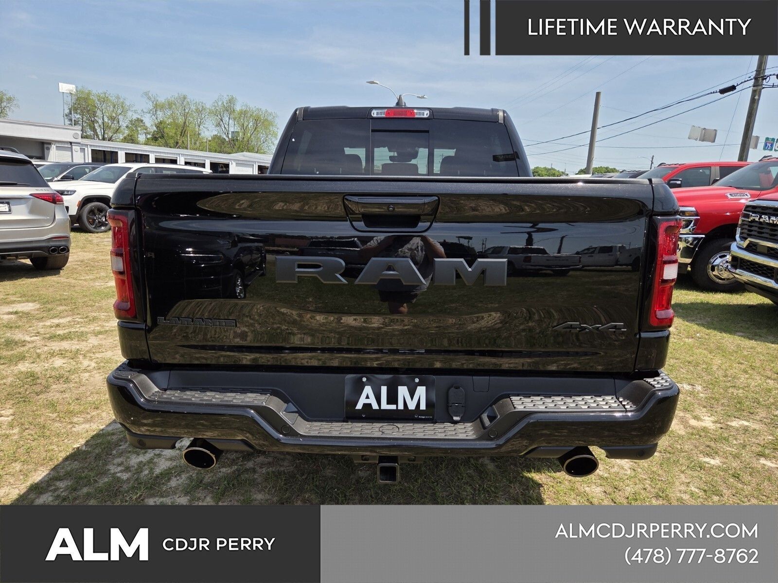 New 2026 Diamond Black Crystal Pearl-Coat Exterior Paint RAM Laramie image 11