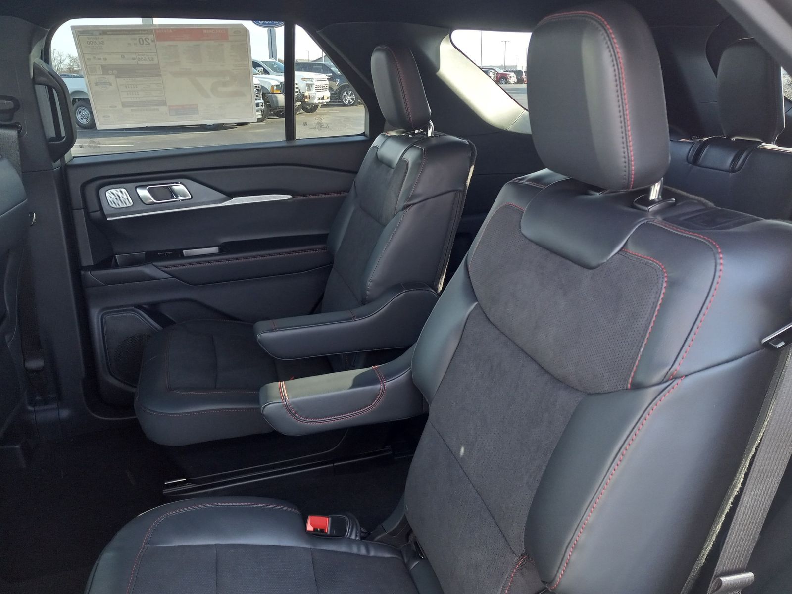 2026 Ford Explorer image 14