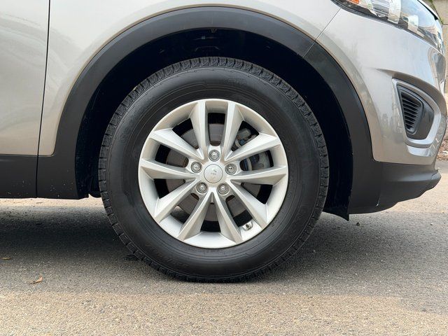 Used 2017 Titanium Silver Kia LX image 29