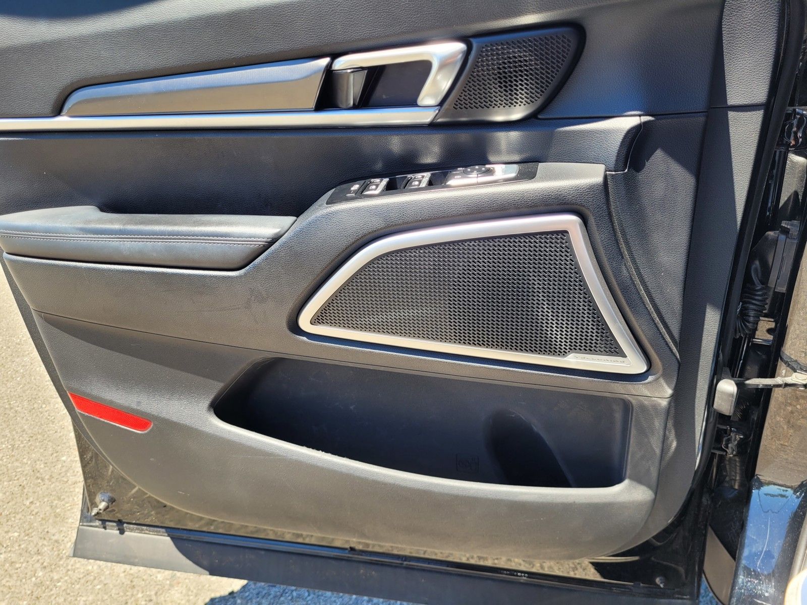2024 Kia Telluride S - Photo 22