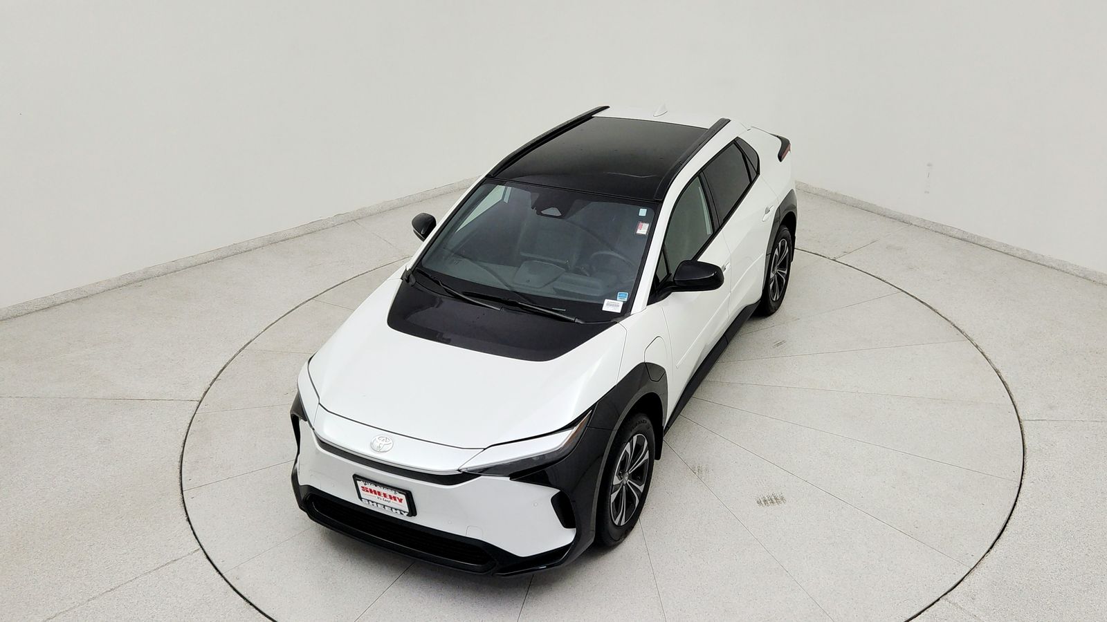 Used 2024 Beige Toyota XLE image 16
