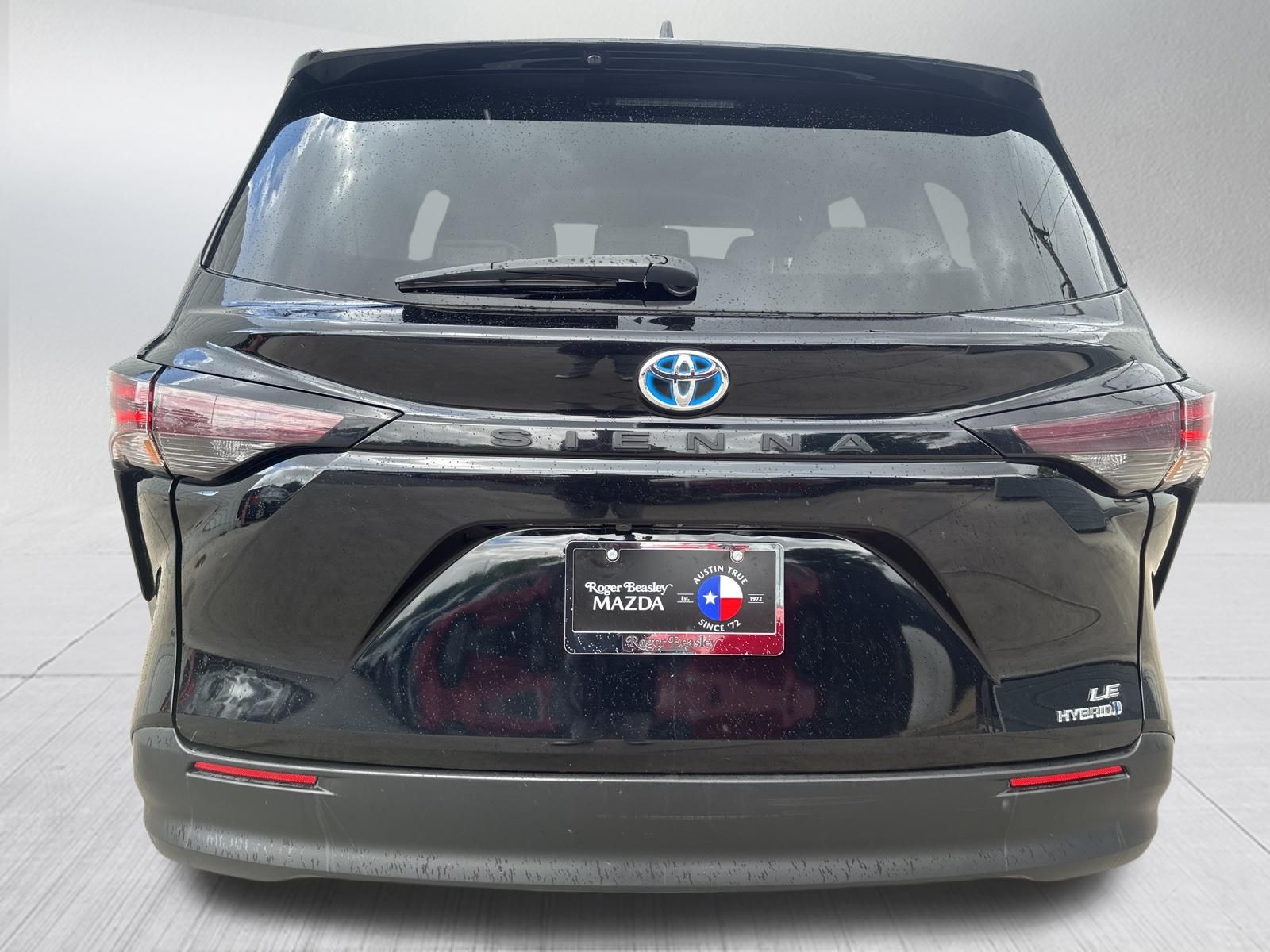 Used Car 2023 Toyota Sienna  Le For Sale Under $40,000 In Austin, Texas