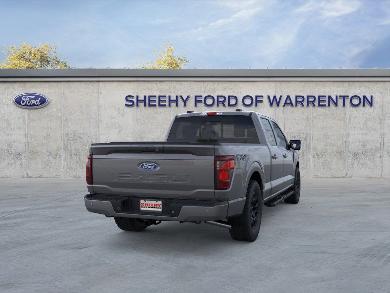 New 2026 Carbonized Gray Metallic Ford XLT image 8
