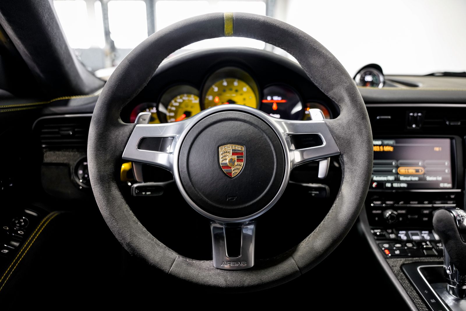 2015 Porsche 911 Carrera GTS — photo 10