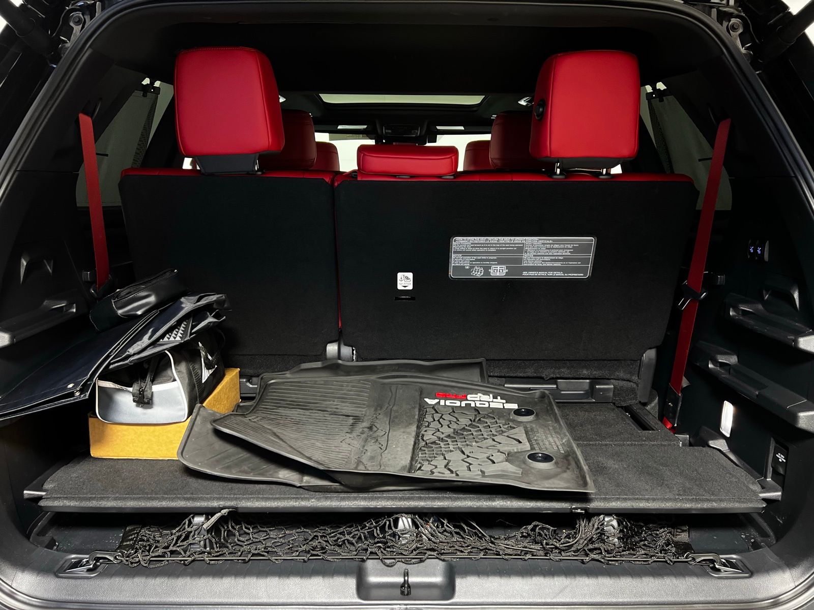 Thumbnail: 2024 Toyota Sequoia - 31