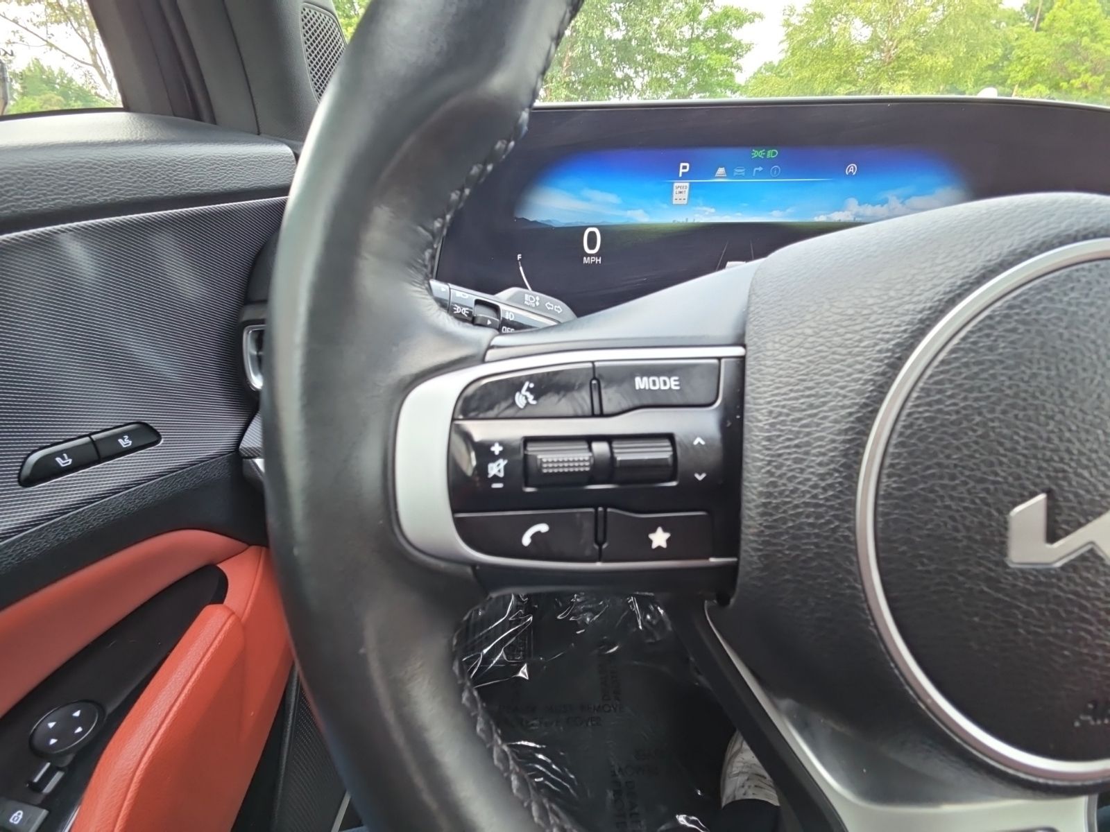 Used 2024 Black Kia SX-Prestige image 18