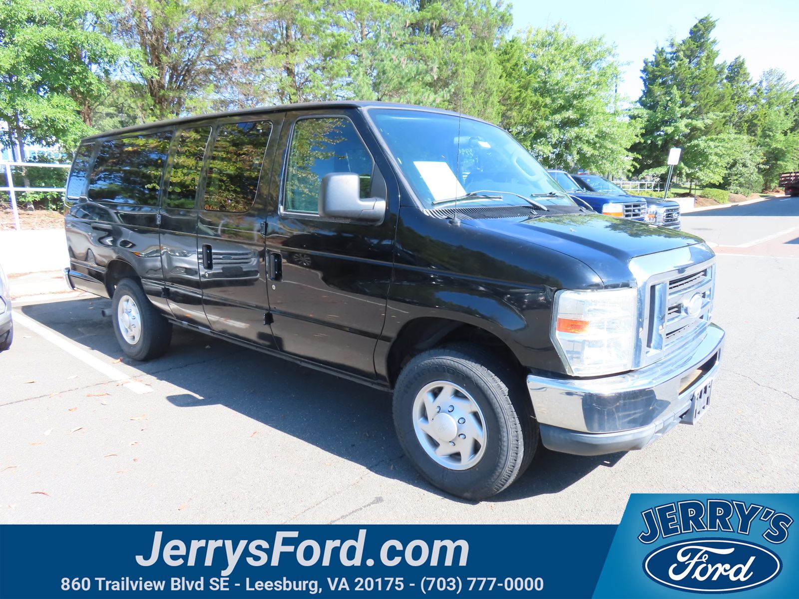 2014 Ford E-Series E-350 XLT Super Duty Extended Passenger Van