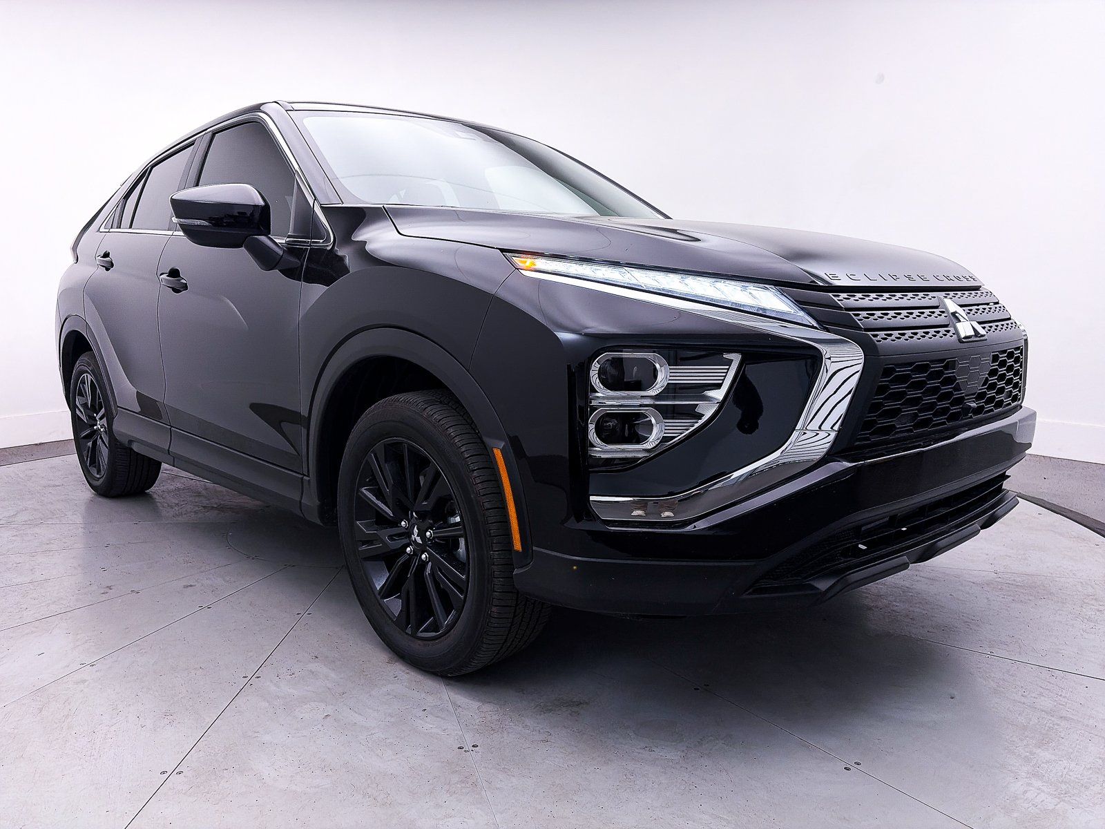 2025 Mitsubishi Eclipse Cross LE