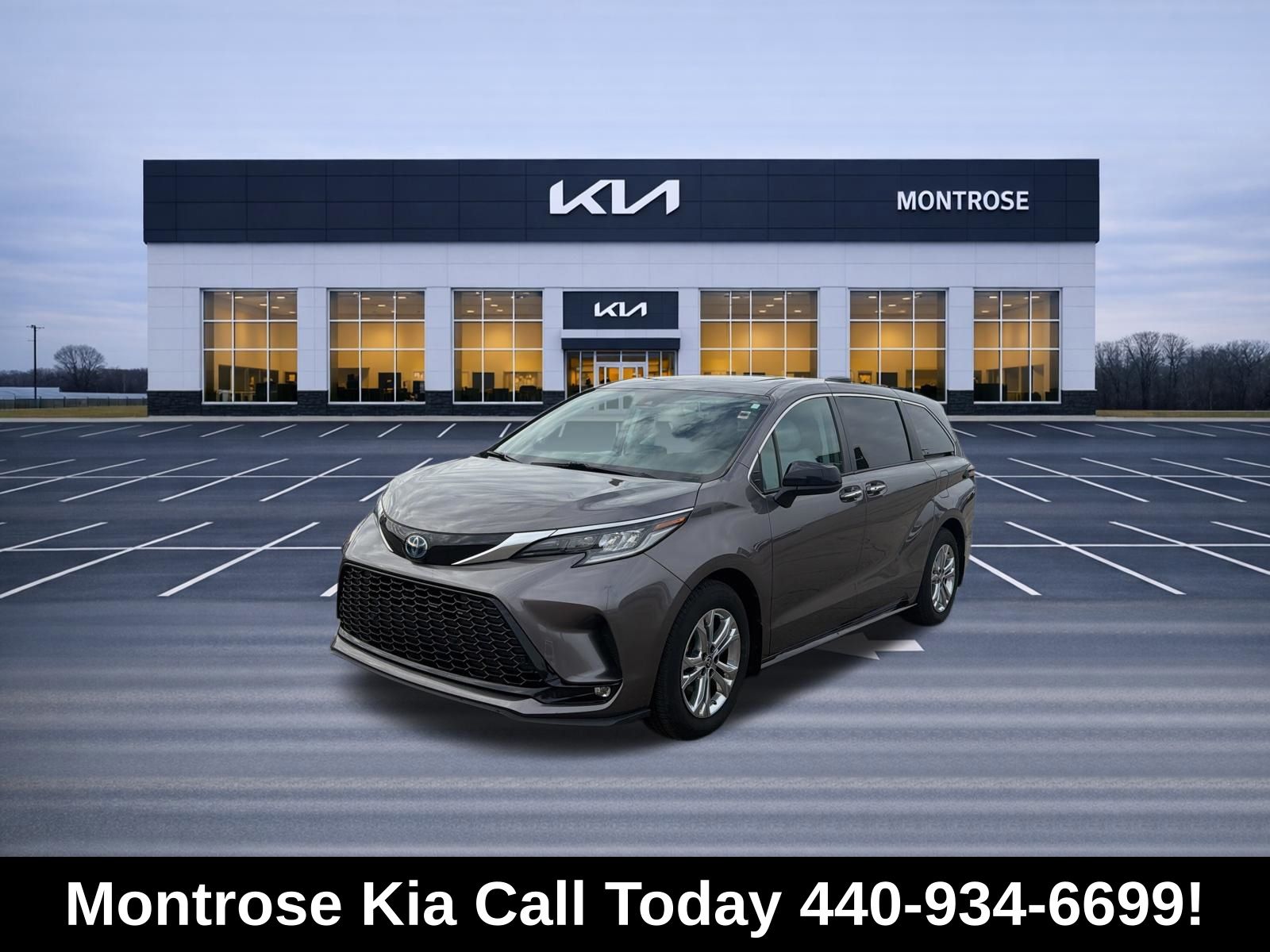 2022 Toyota Sienna XSE 7-Passenger AWD