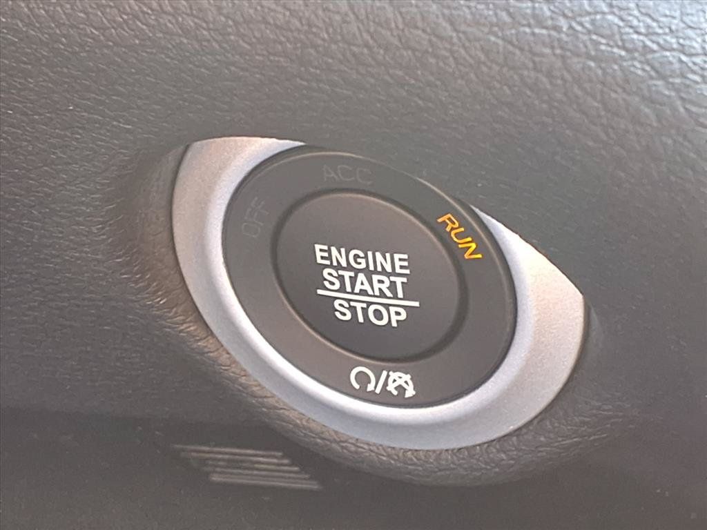 2026 Chrysler Pacifica Pinnacle - 6