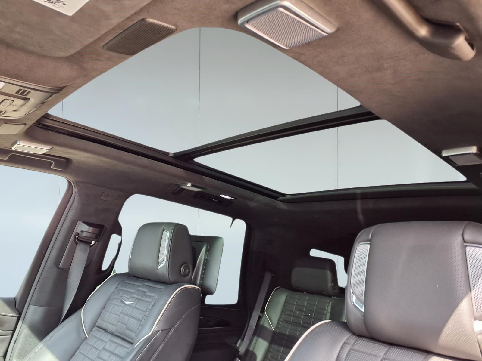 2024 Cadillac Escalade V-Series Black at Bayway Cadillac of The Woodlands