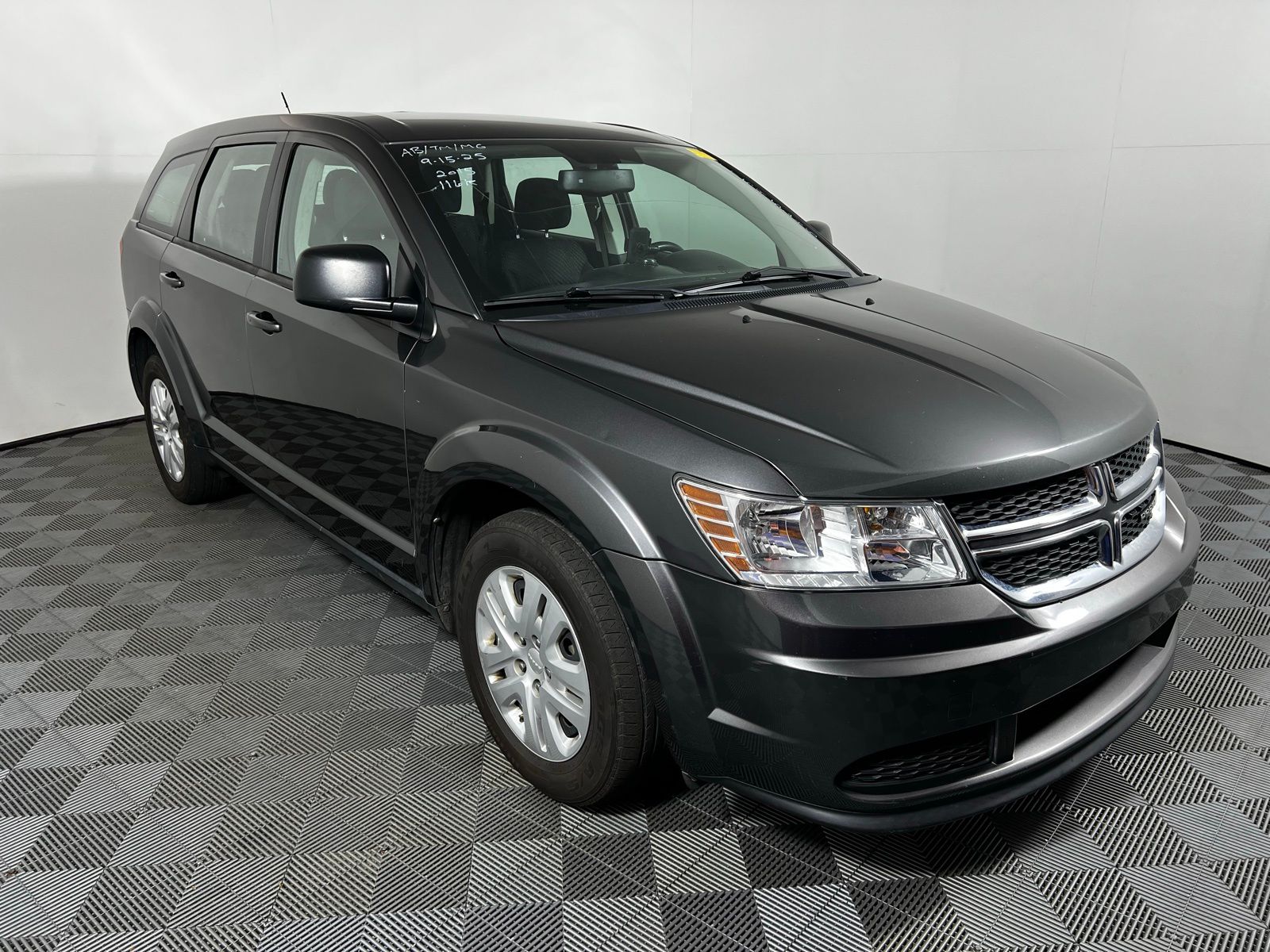 Thumbnail: 2015 Dodge Journey - 3