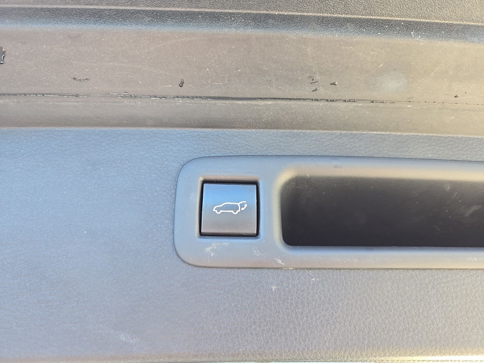 used 2020 Toyota Highlander car, priced at $29,705