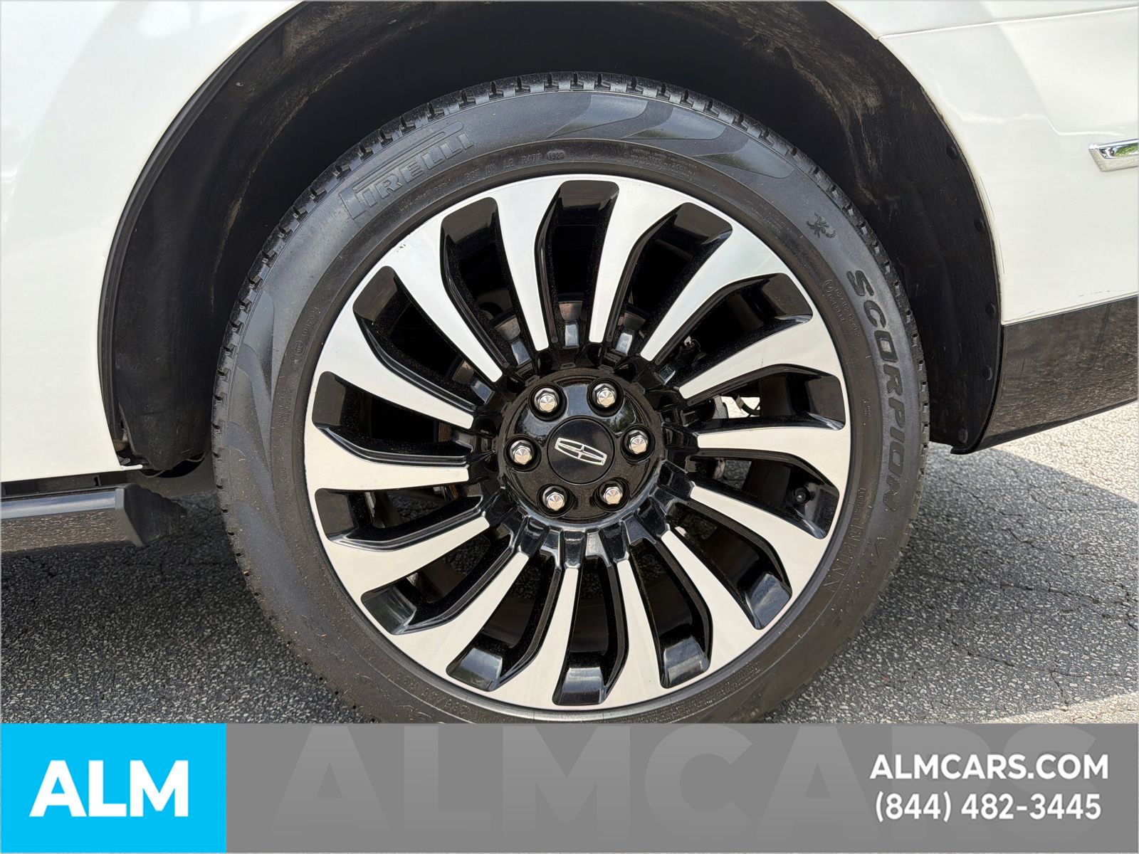 Used 2023 White Lincoln Black Label image 23
