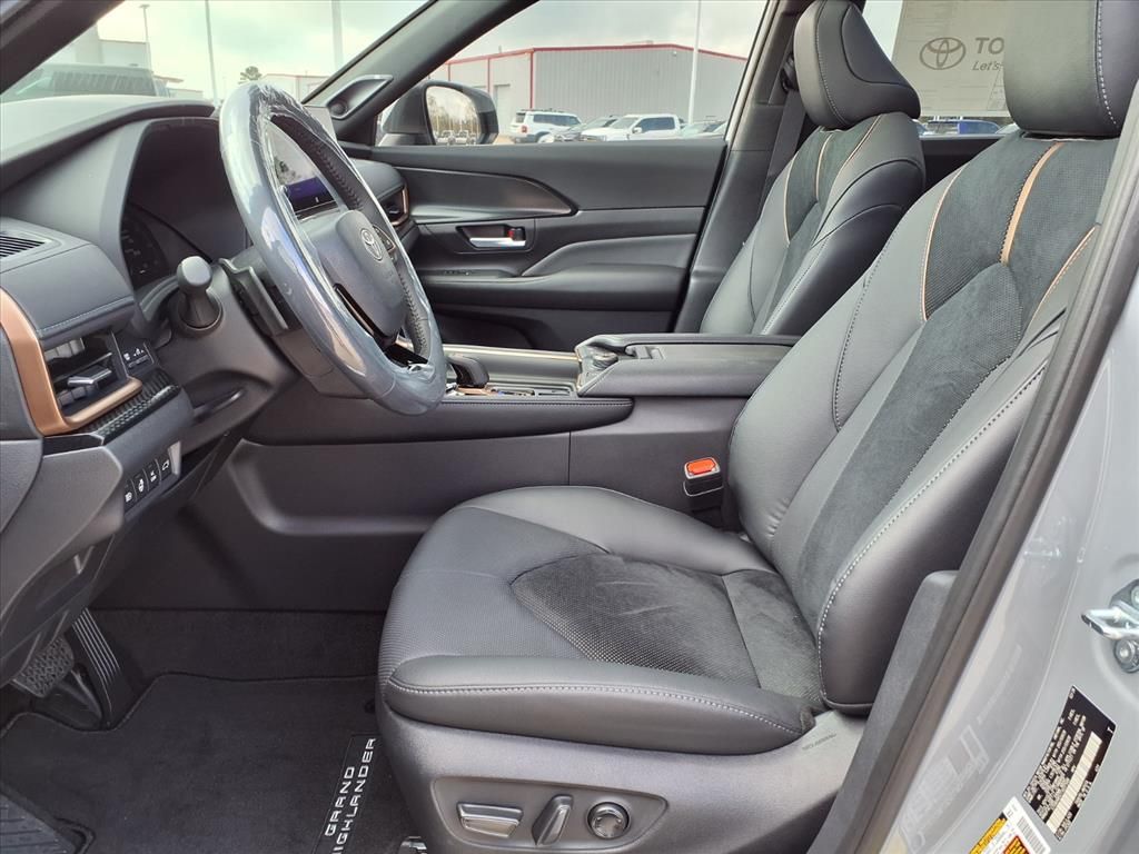 2026 Toyota Grand Highlander Hybrid MAX Limited  at Toyota of Victoria
