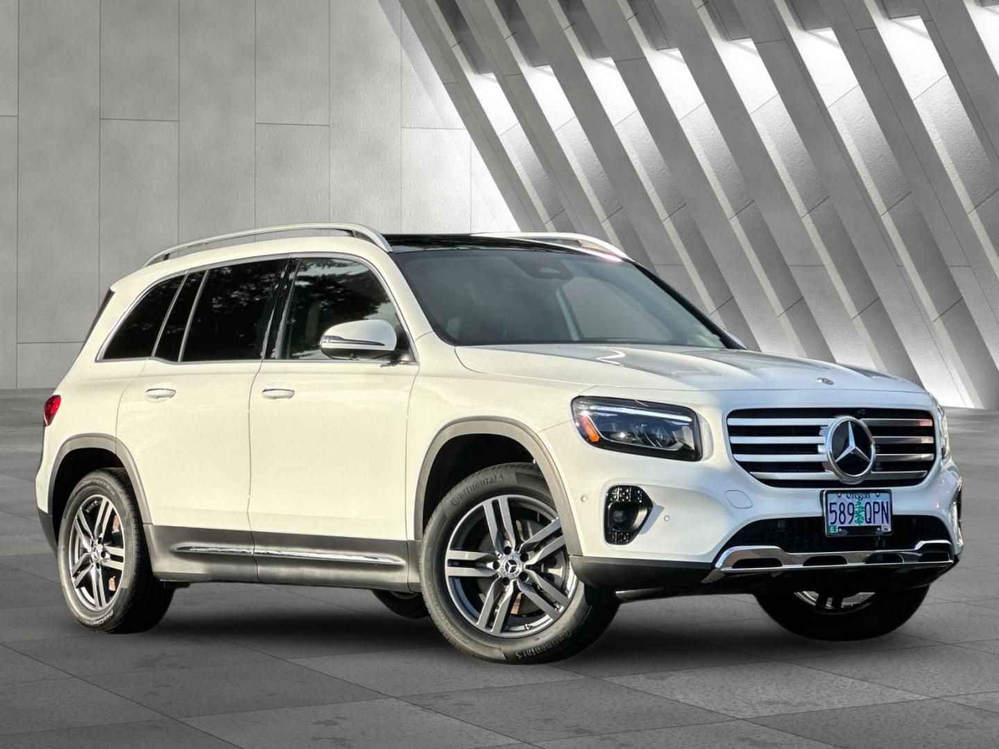 used 2025 Mercedes-Benz GLB car, priced at $43,998