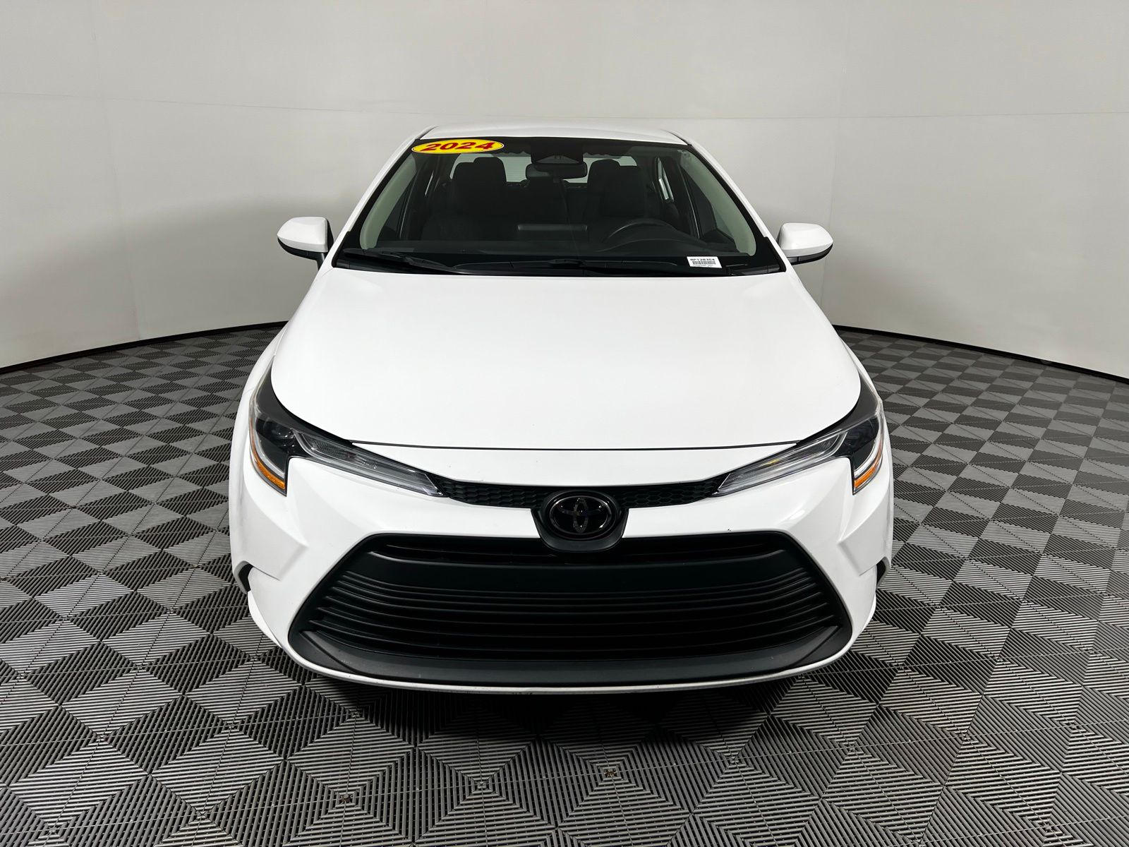 Thumbnail: 2024 Toyota Corolla - 2