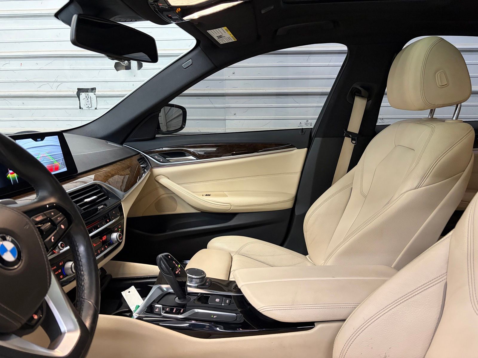 2018 BMW 5 Series 530i - Photo 23