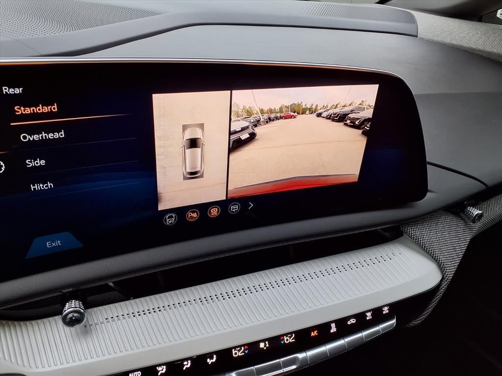 2026 Cadillac OPTIQ Luxury - 8