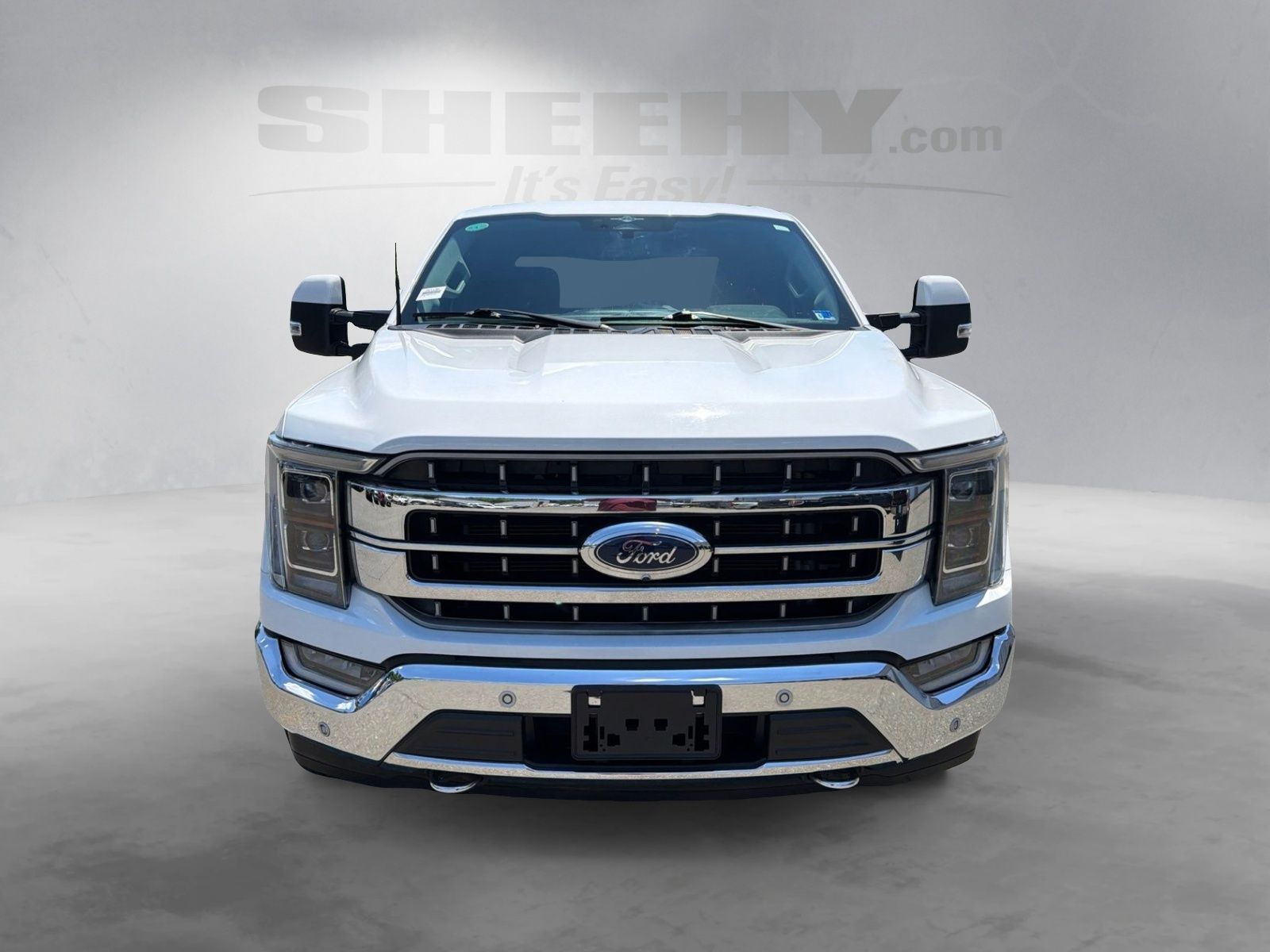 Certified Used 2023 Oxford White Ford Lariat image 17