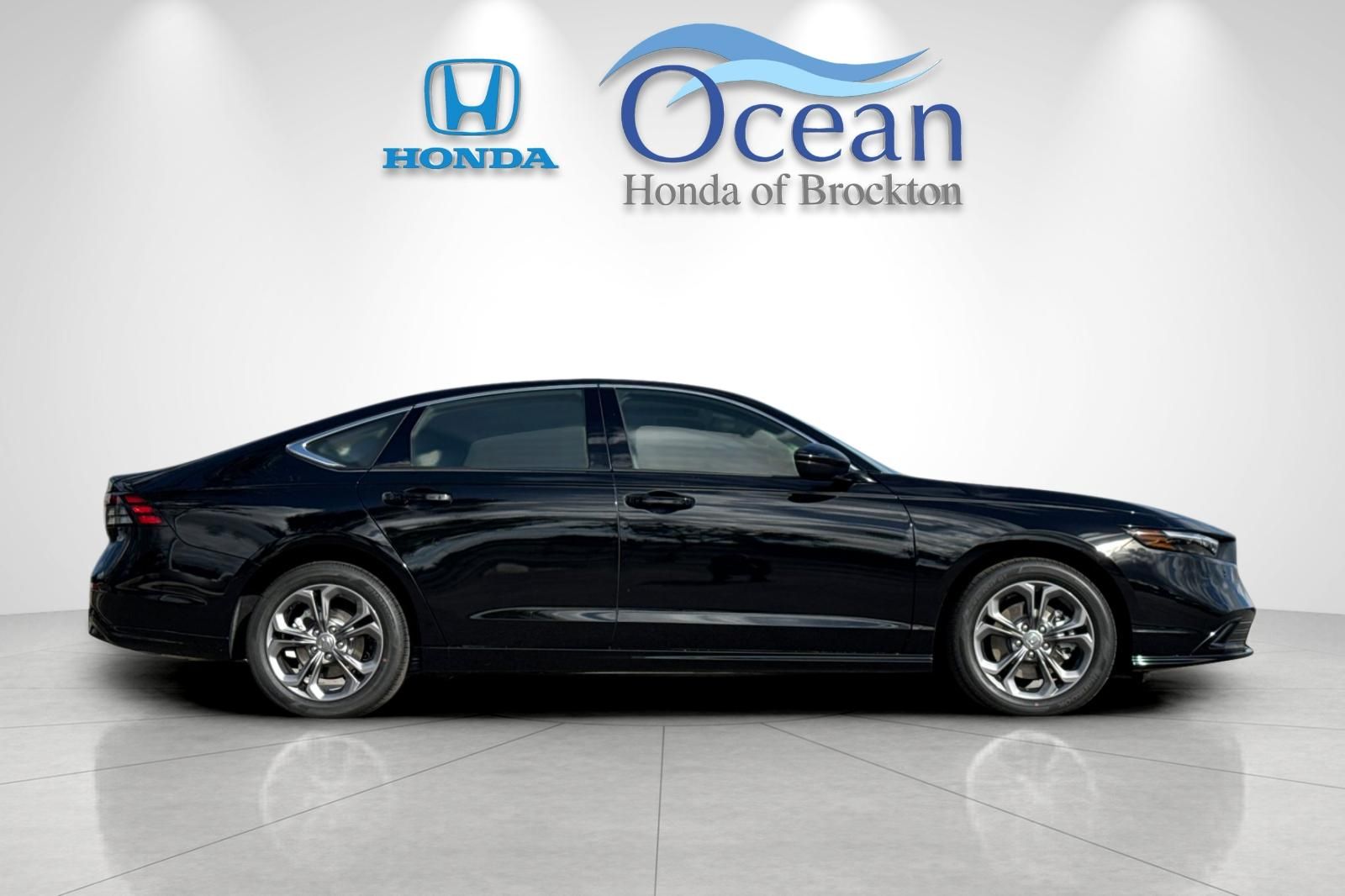 New 2026 Crystal Black Pearl Honda EX-L image 6