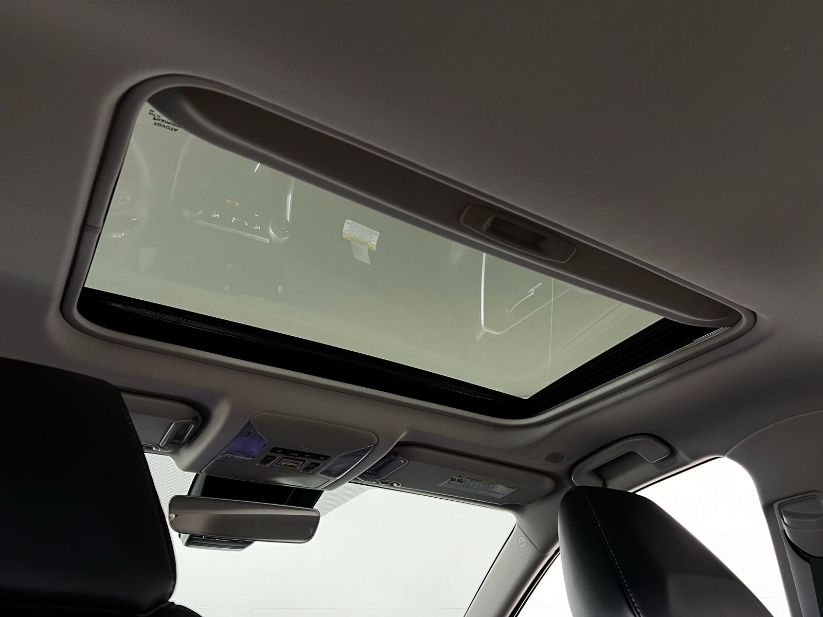 2025 Toyota RAV4 Limited 23