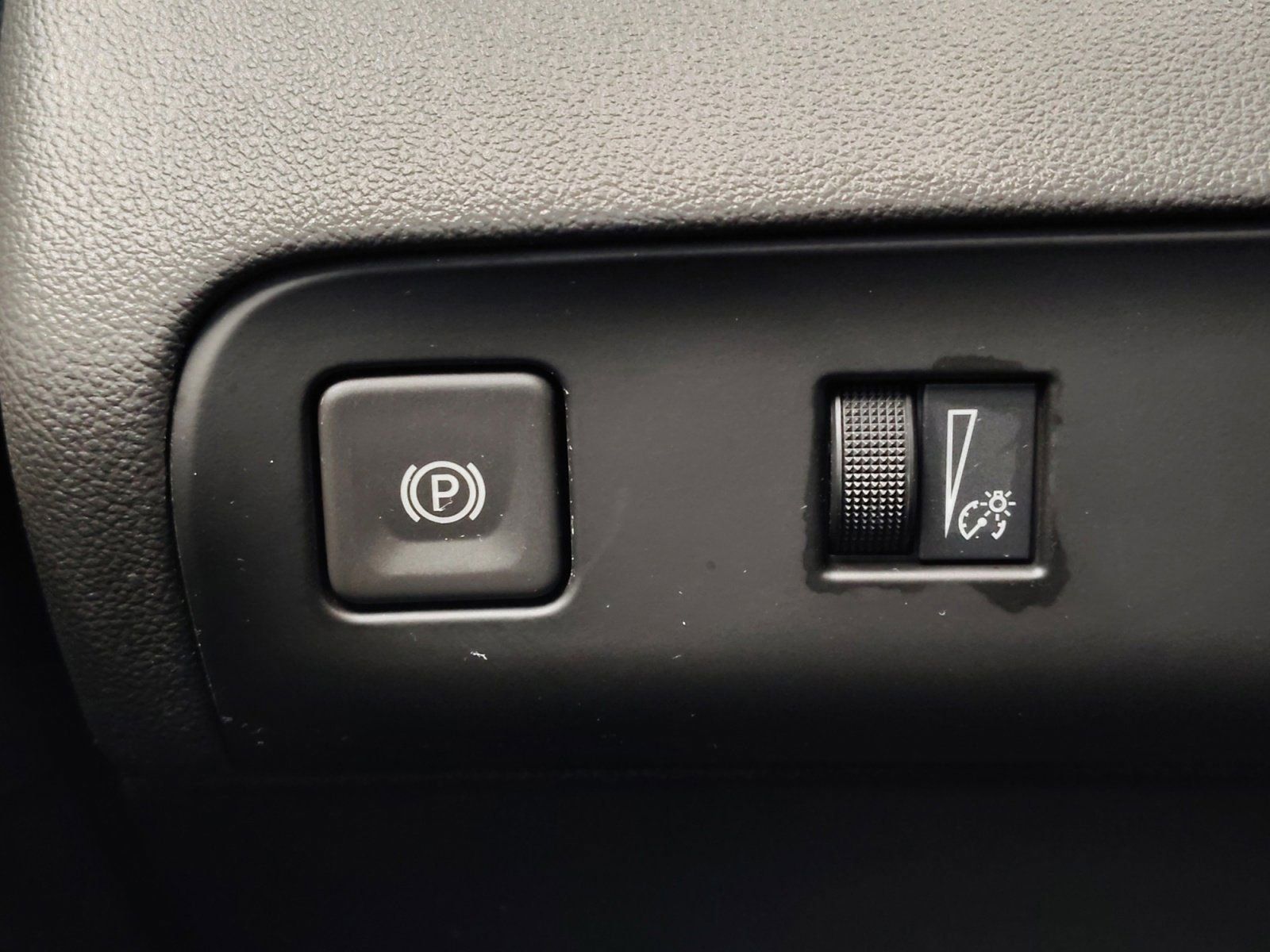 Used Car 2023 Buick Enclave  Essence For Sale Under $25,000 In San Antonio, Texas