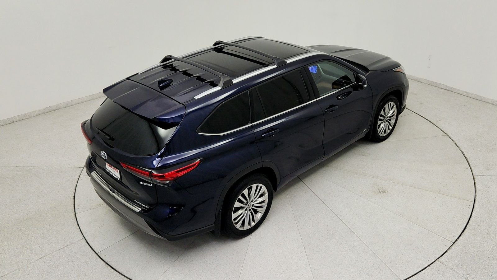 Used 2023  Toyota Platinum image 19