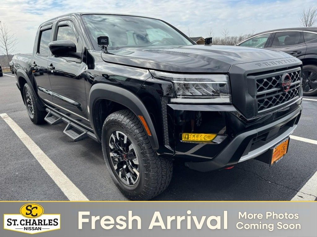 2023 Nissan Frontier PRO-4X Crew Cab 4WD
