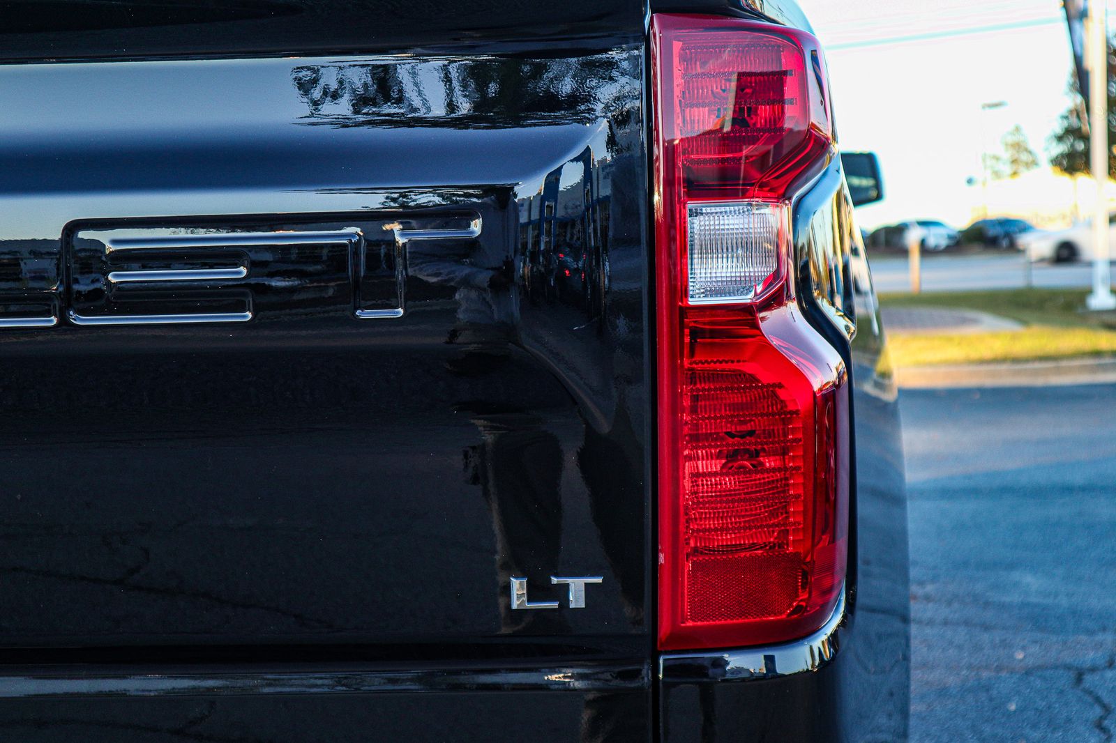 2025 Chevrolet Silverado 1500 LT 10