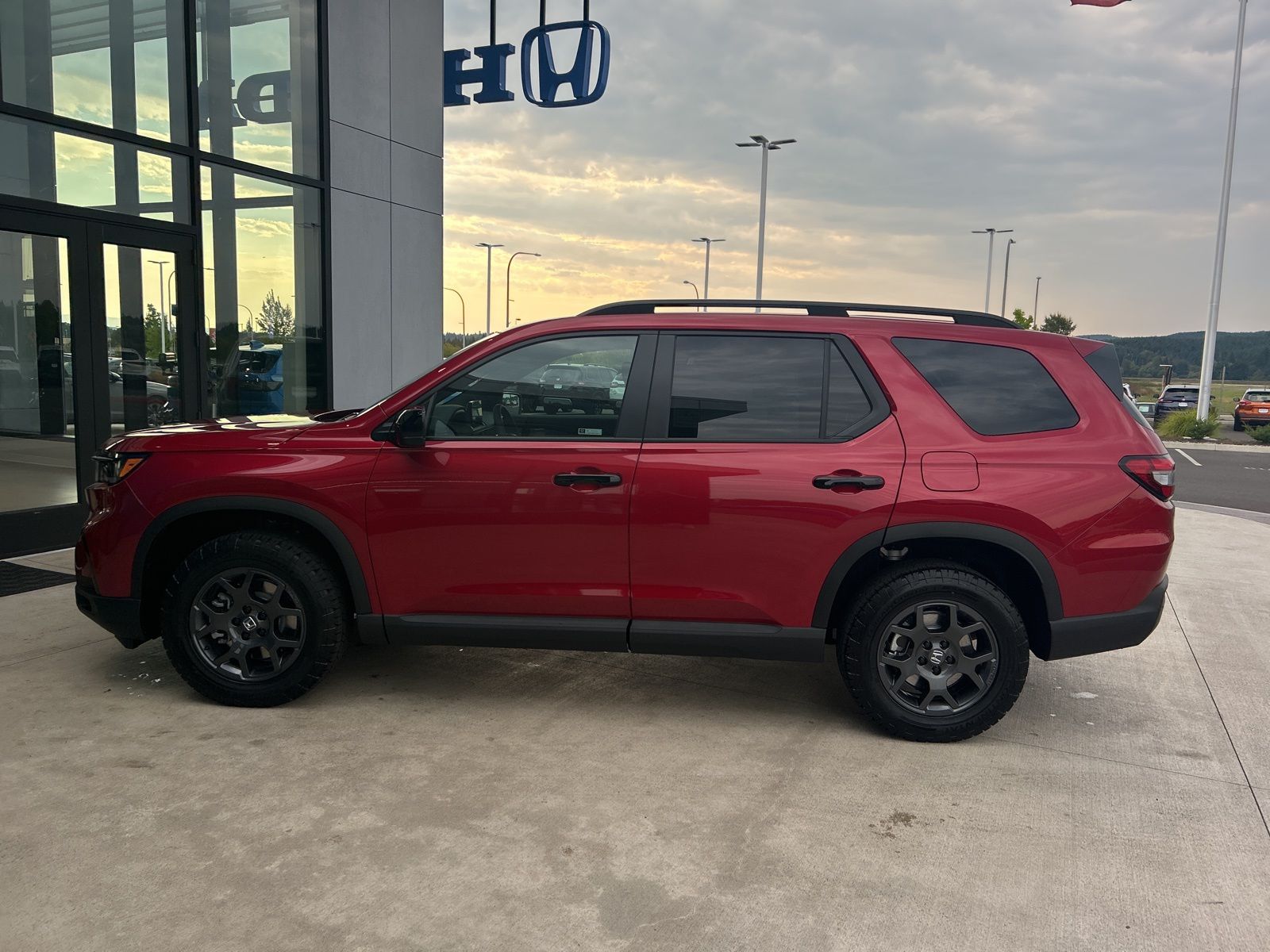 2025 Honda Pilot TrailSport - Photo 8