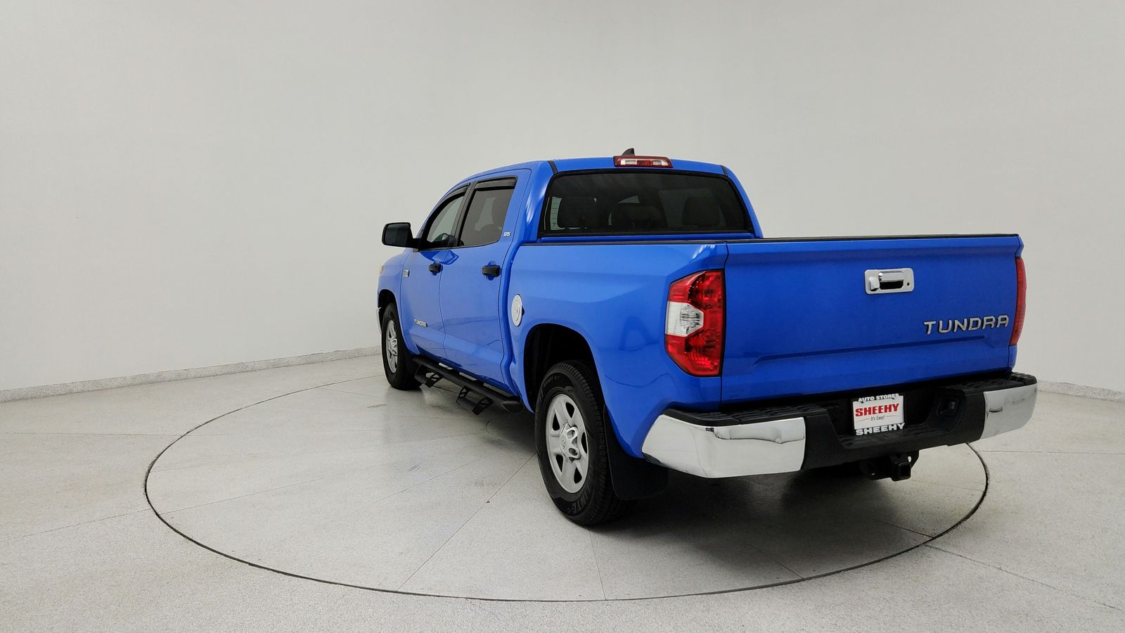 Used 2021 Blue Toyota SR5 image 5