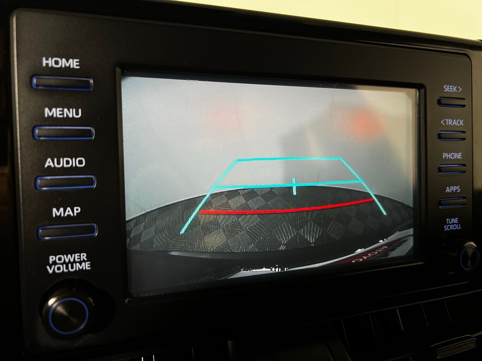 Thumbnail: 2019 Toyota RAV4 - 18