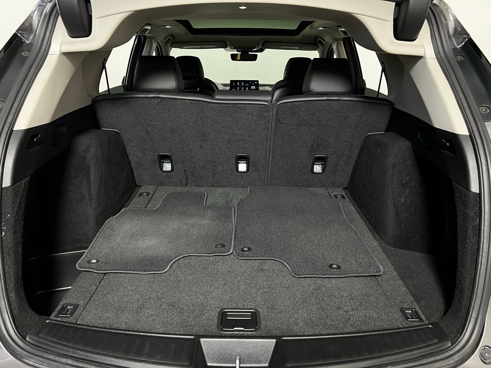 Thumbnail: 2023 Acura RDX - 24