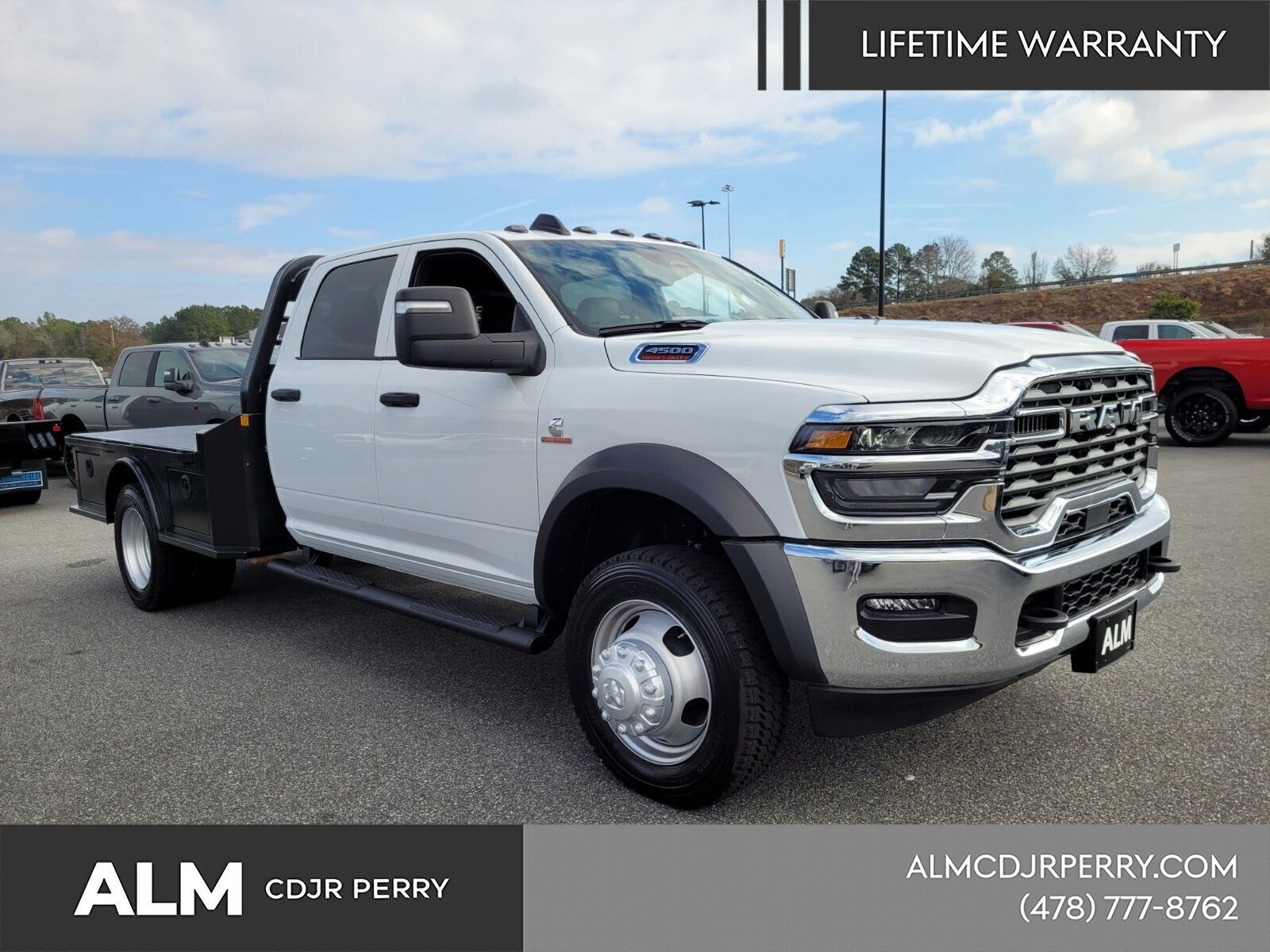 New 2025 Bright White Clearcoat RAM Tradesman image 15