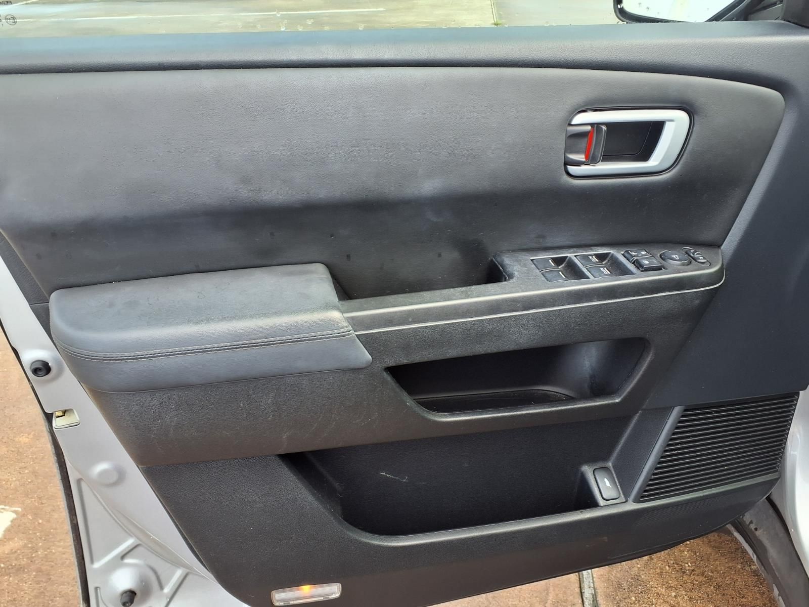 car-gallery-12