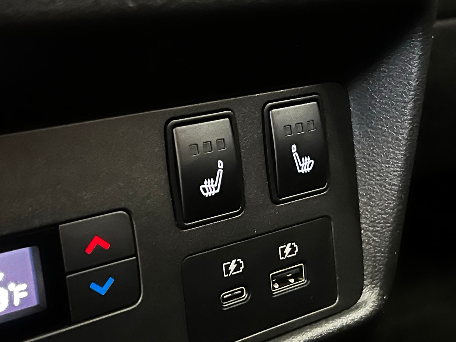 Thumbnail: 2021 Nissan Rogue - 26